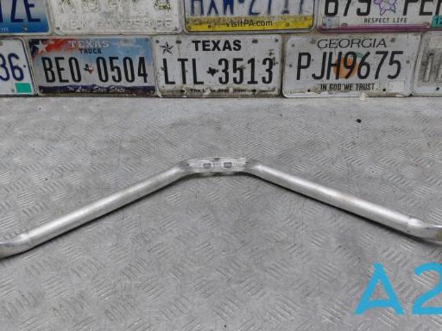 Підсилювач бампера переднього 51647438126 BMW