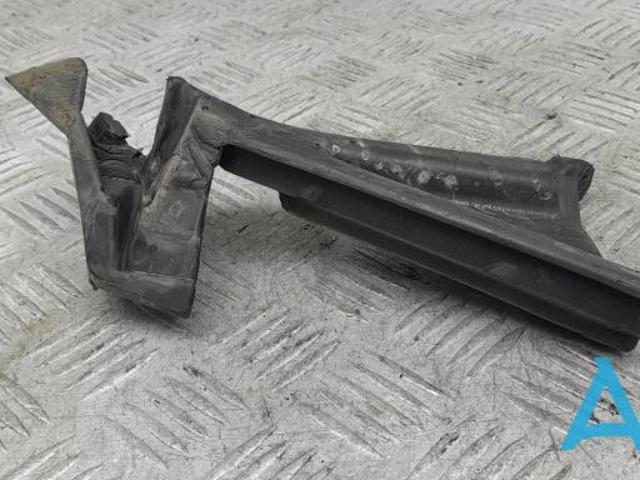 Ущільнювач крила 51657177171 BMW