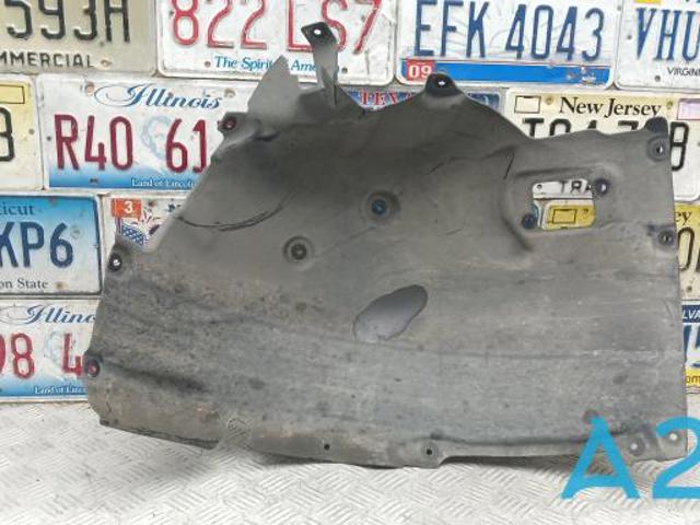 Підкрилок переднього крила, лівий передній 51717315729 BMW
