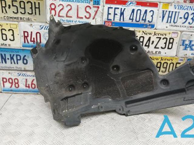 Підкрилок переднього крила, лівий задній 51717340795 BMW