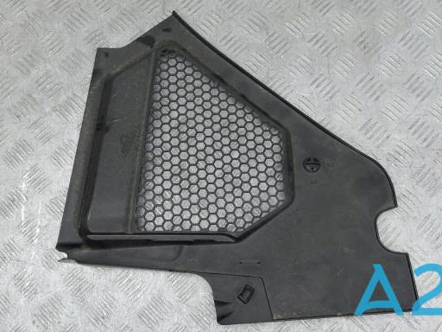 Заглушка жабо збоку 51717427847 BMW