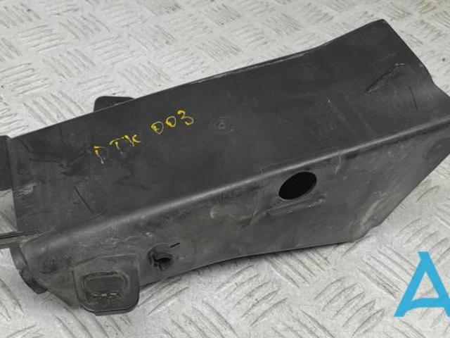 Повітропровід гальмівного диска, правий 51747200798 BMW
