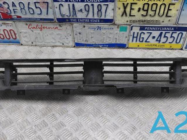 Жалюзі радіатора 51748091762 BMW