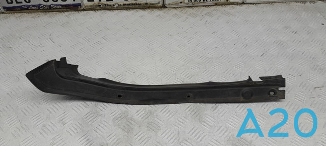 Ущільнювач арки крила 51767264274 BMW