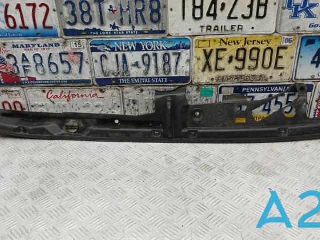 Ущільнювач арки крила 51767349606 BMW