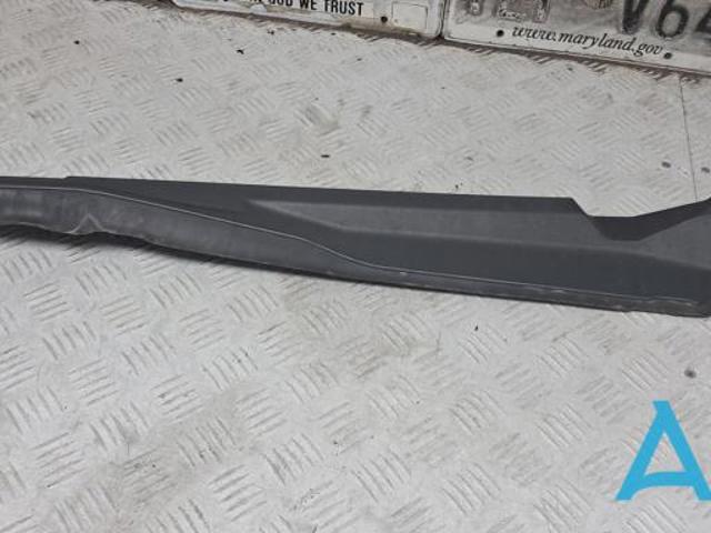 Ущільнювач крила 51767419386 BMW