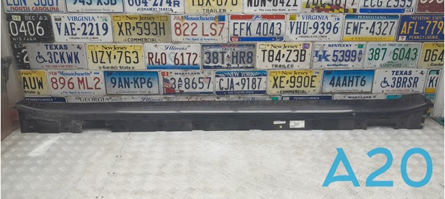 Накладка зовнішня (молдинг) порога, лівий 51777225837 BMW