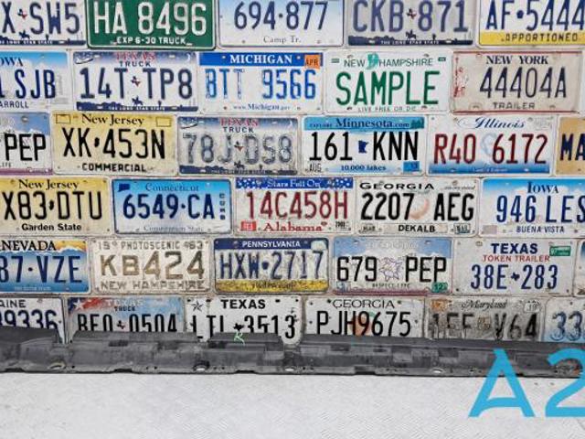 Опора порога (кріплення) 51777294378 BMW