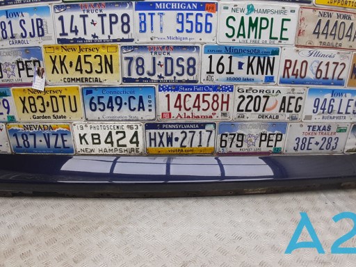 Накладка зовнішня (молдинг) порога, правий 51777312752 BMW