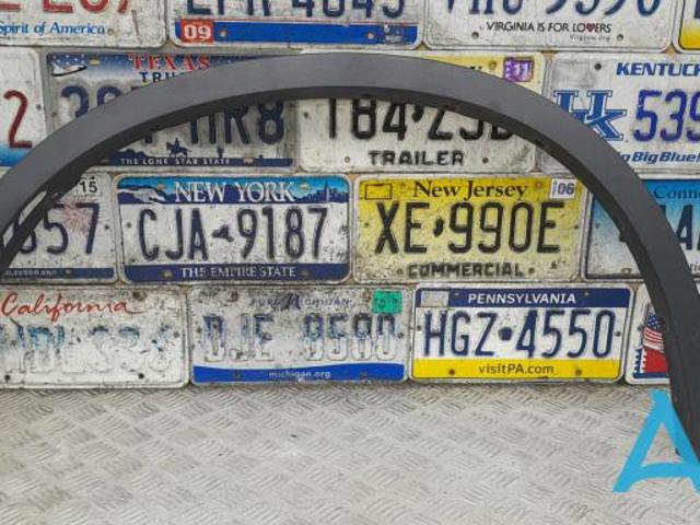 Розширювач переднього крила, лівий 51777319843 BMW