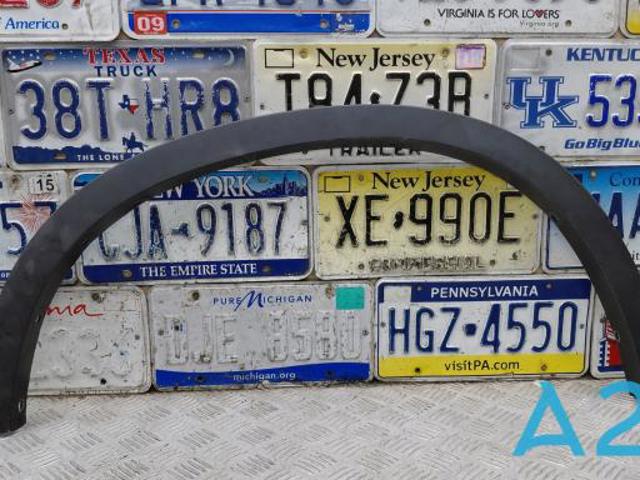 Молдинг задньої арки крила, правий 51777332340 BMW