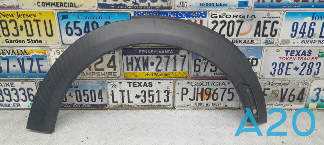 Розширювач переднього крила, правий 51779801882 BMW