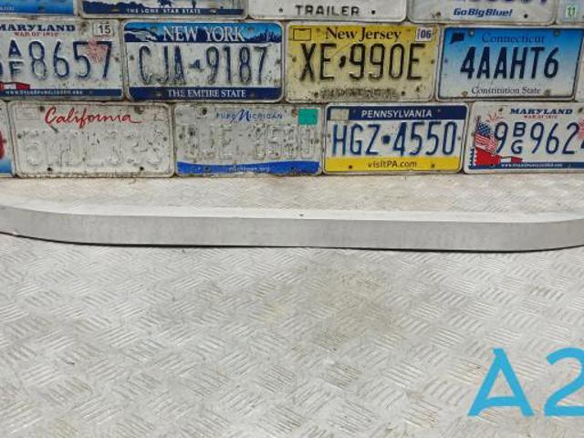 Балка бампера переднього 5213247020 TOYOTA