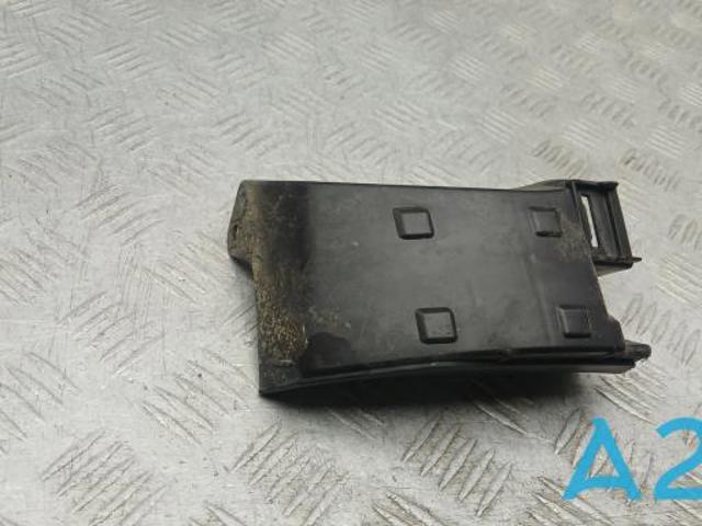 Кронштейн кріплення бампера переднього лівий 5241448010 TOYOTA