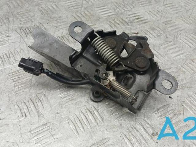 Запор капота (замок і привід замка капота) 5351006330 TOYOTA