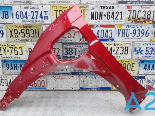 Переднє ліве крило 5381242380 TOYOTA