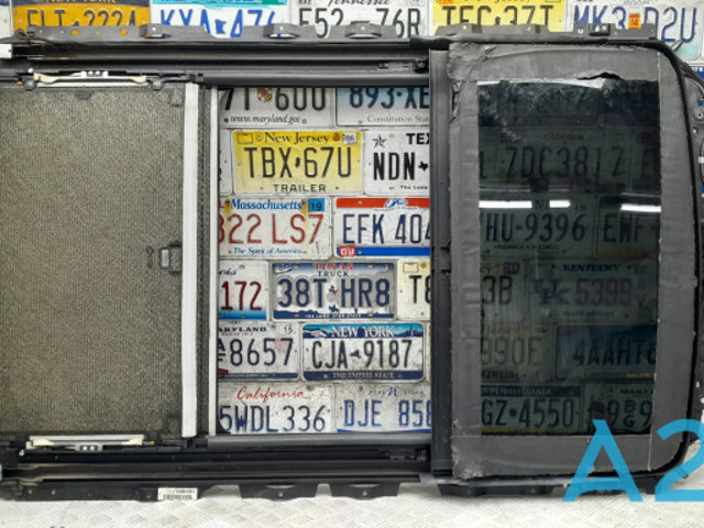 Люк в зборі 54107293454 BMW