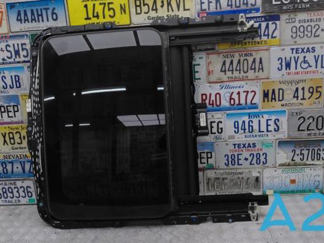 Панель люка 54108737863 BMW