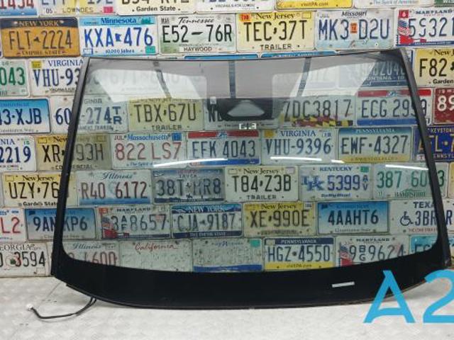 Переднє скло 5610142994 TOYOTA