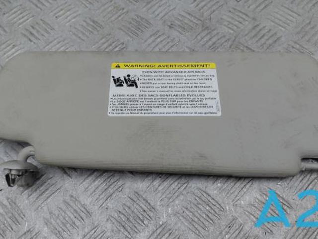 Козирок протисонячний 561857551AK2F4 VAG