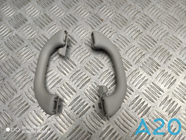 Ручка салону, дахи 561857607CY20 VAG