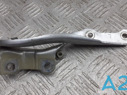 Петлі і упор капота 57260AJ01A9P SUBARU