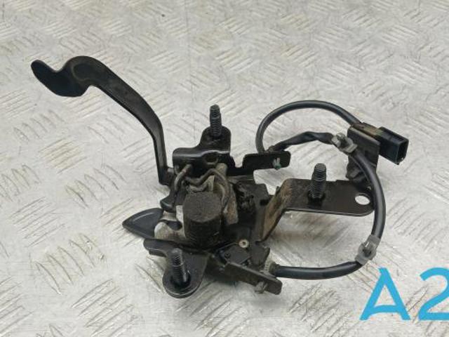 Замок кришки капота 57310AN00A SUBARU