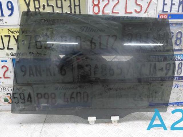 Скло задніх дверей, лівих 5736A831 MITSUBISHI