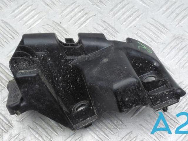 Кронштейн бампера заднього, правий 57707AN36A SUBARU