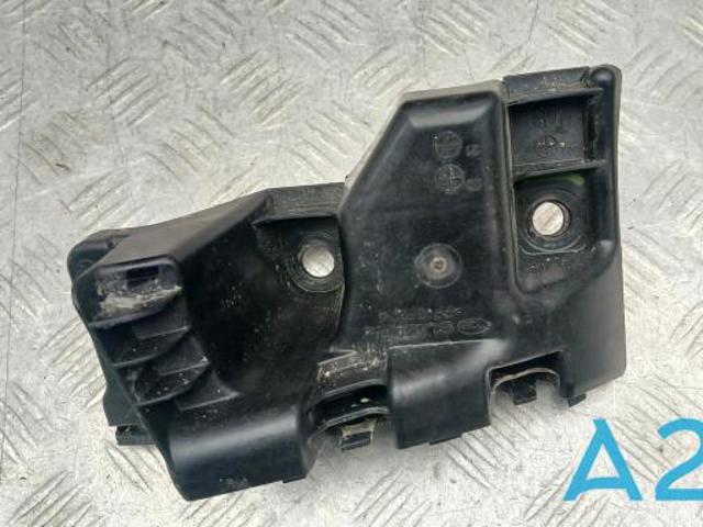 Ліве кріплення заднього бампера 57707AN37A SUBARU