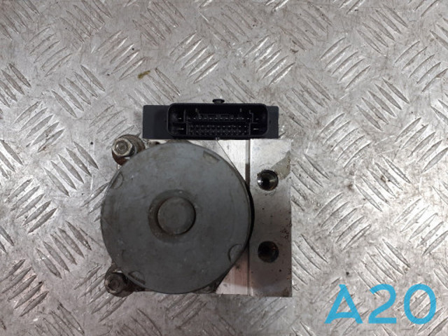 Блок управління АБС (ABS) 589203Q500 HYUNDAI