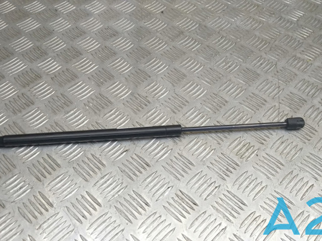 Амортизатор багажника правий 5C6827550 VAG