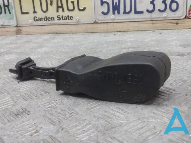 Обмежувач відкриття дверей, передній 5C6837249 VAG