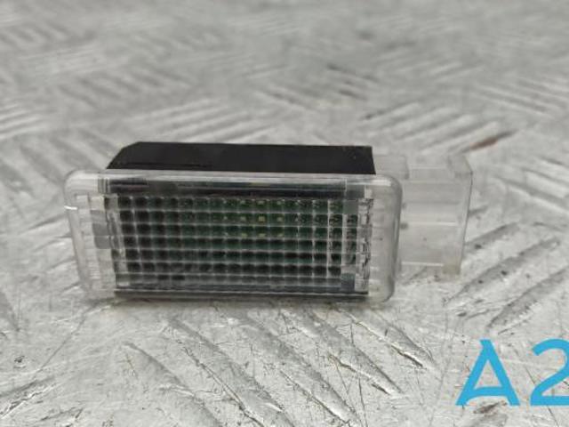 Плафон підсвічення бардачка 5G0947409 VAG