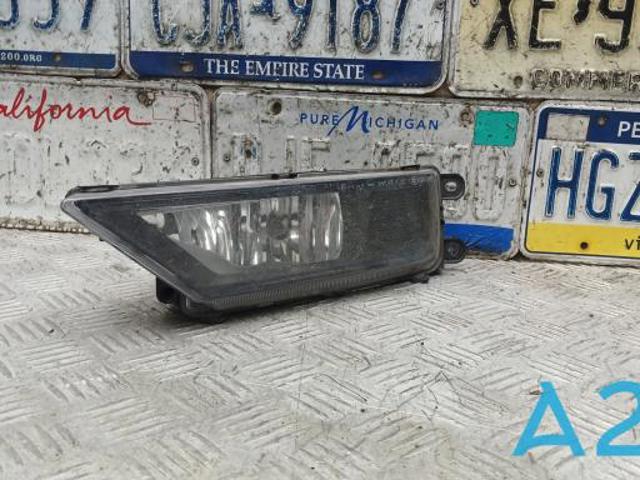 Протитуманка ліва 5NL941699 VAG