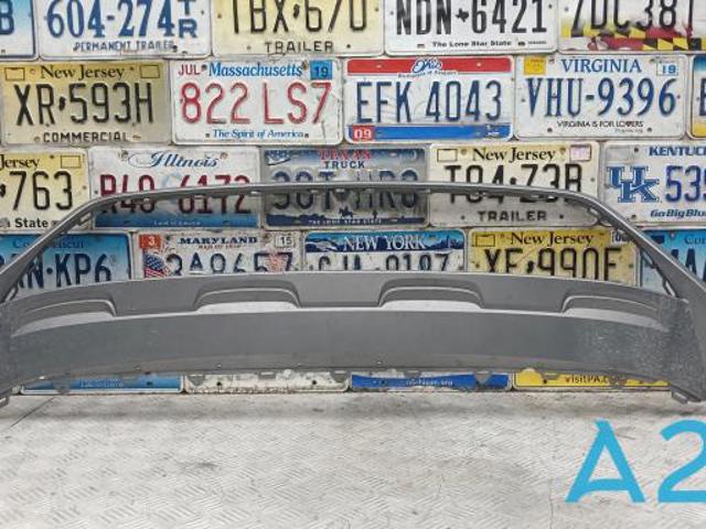 Переднє ікло бампера 5NN807532AYE4 VAG