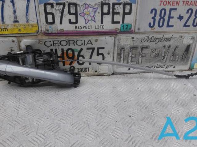 Ручка задньої двері зовнішня ліва 5NN837205GRU VAG