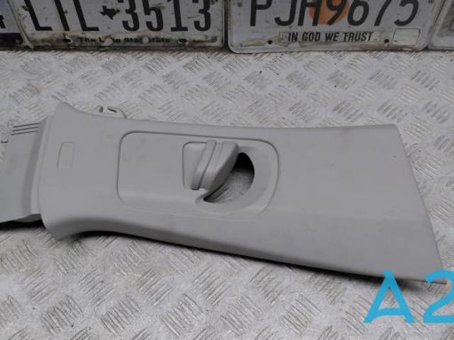 Обшивка стійки кузова внутрішня, середня права 5NN867244ARM5 VAG