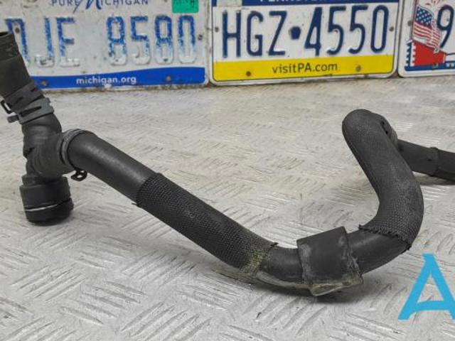 Шланг/патрубок радіатора охолодження, верхній 5Q0122058C VAG