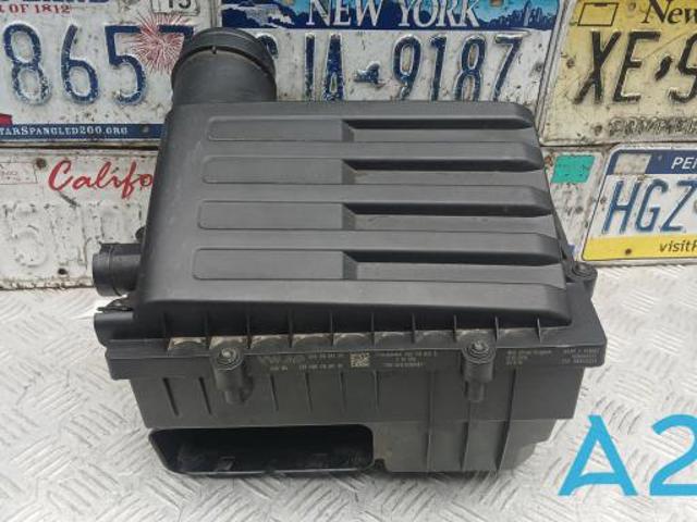 Корпус повітряного фільтра 5Q0129607AD VAG