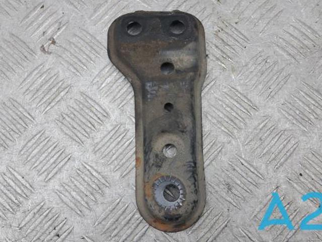 Кронштейн передньої балки 5Q0199518E VAG