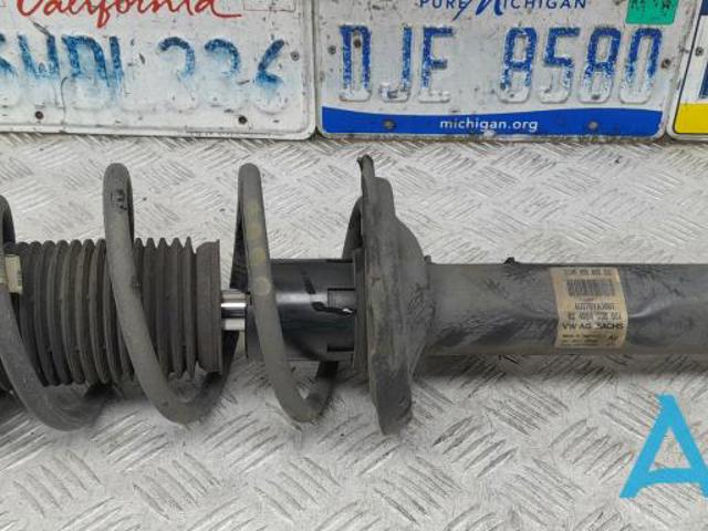 Амортизатор передньої підвіски 5Q0413031ES VAG