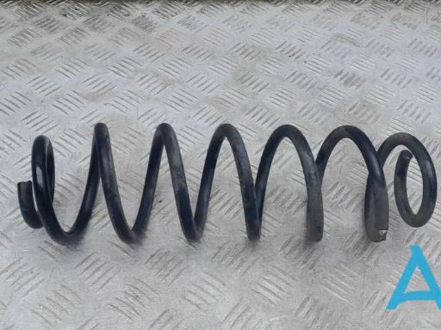 Пружина підвіски задня 5Q0511115BE VAG
