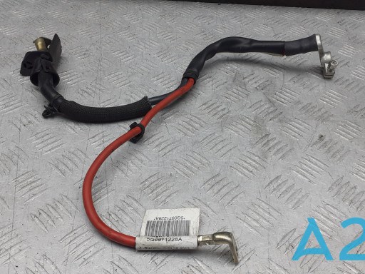 Кабель плюсової клеми акумулятора (АКБ) 5Q0971228A VAG