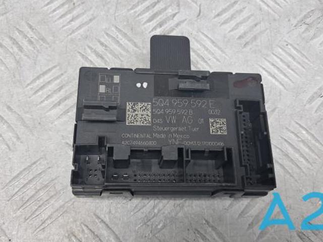Блок комфорту передніх дверей 5Q4959592E VAG