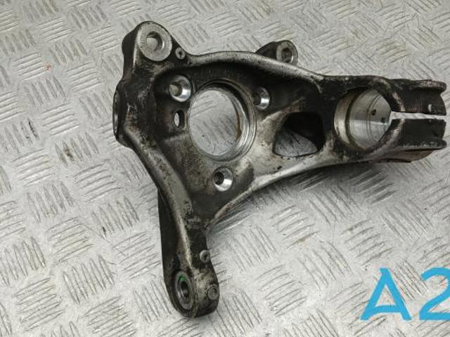 Кулак поворотний передній правий 5QM407254 VAG