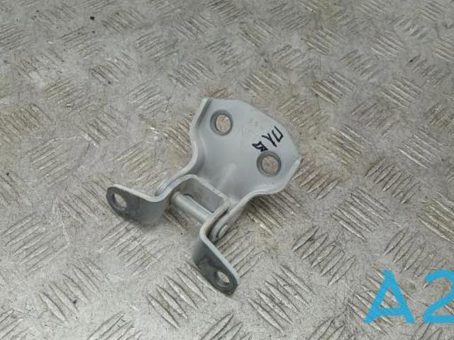 Петля водійських дверей 60079SJ010 SUBARU