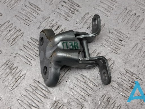 Петля заднтої двері, правої 60479FJ001 SUBARU