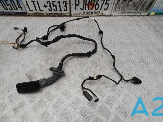 Електропроводка задніх дверей 61129323481 BMW