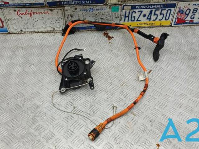 Порт зарядки 61129884544 BMW